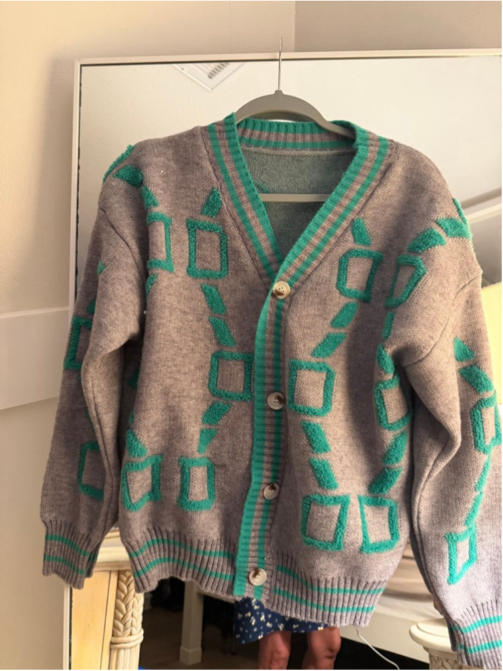 NEW Cardigan Oversized Button Down Long Sleeve Geometric Loose Sweater L - Picture 4 of 8